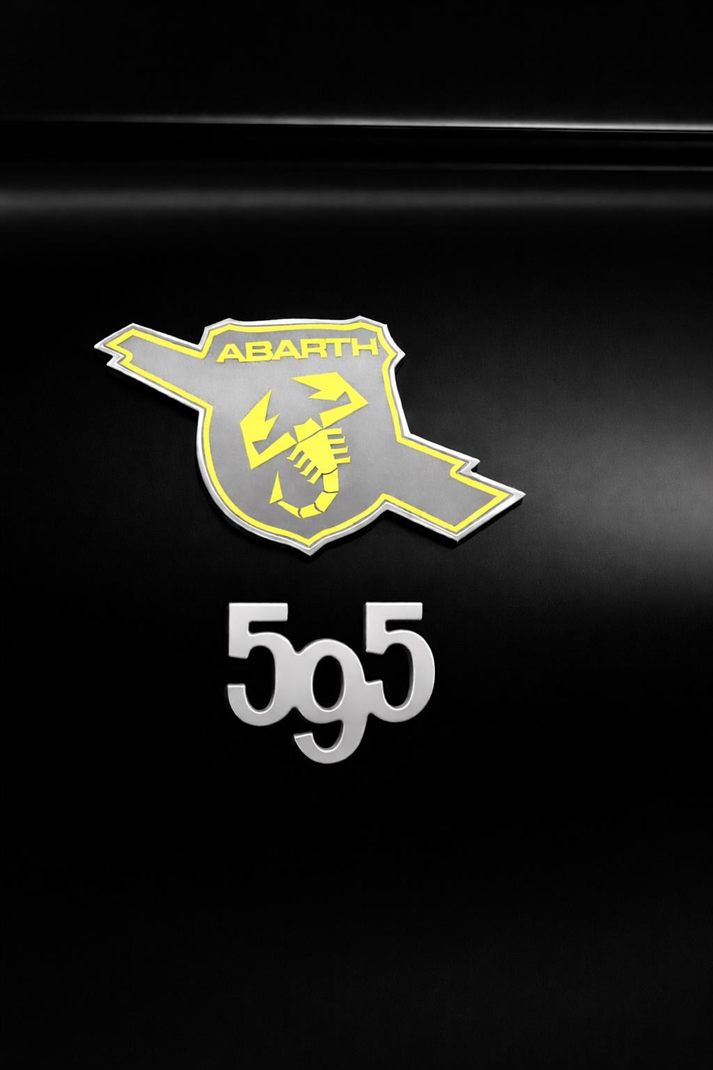 Fiat 500 Abarth Sticker, Emblem Overlay, Vinyl Aufkleber, Custom Look passgenau für Kotflügel Emblem, Abarth Scorpion Decal Custom