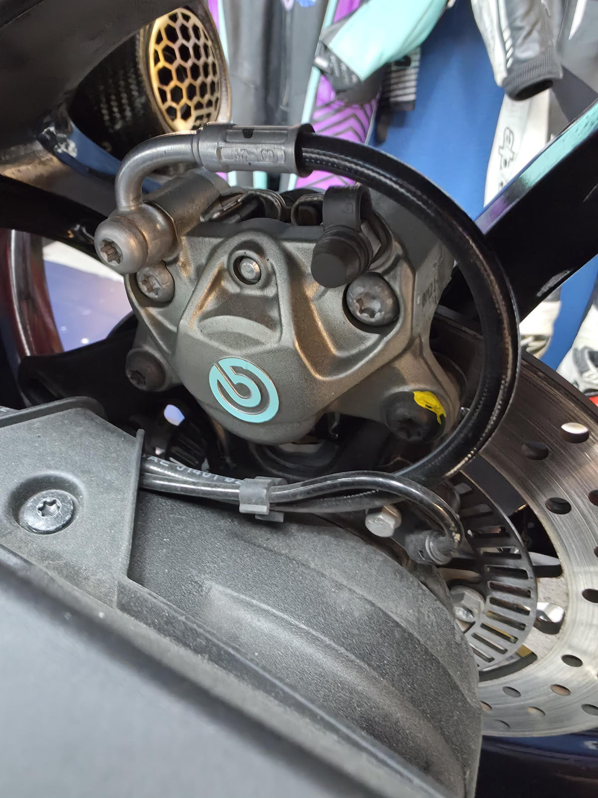 Brembo Bremsen Sticker Set für Motorrad Bremssattel | Hochwertige Vinyl Decals | Supermoto, KTM, BMW, Duke, Kawasaki, Ducati