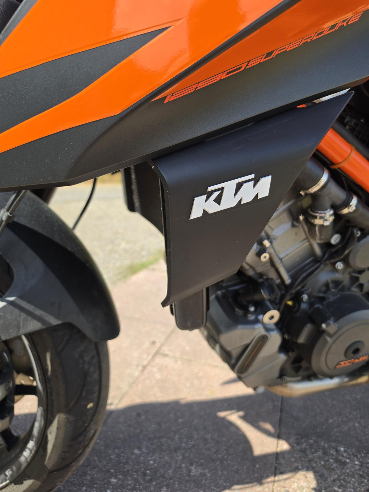 KTM 1290 Superduke R 2.0 - KTM Custom Sticker Seitenverkleidung